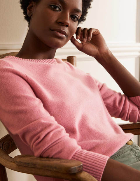 Cashmere Crew Neck Jumper - Rose Quartz Pink Cashmere Crew Neck Jumper - Rose Quartz Pink