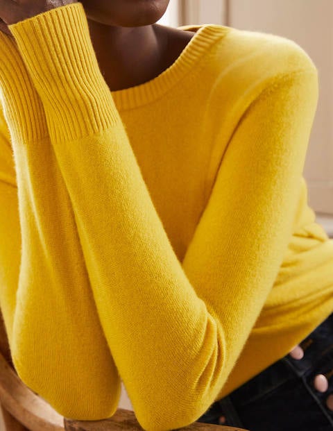 Cashmere Crew Neck Jumper - Citrine Yellow Cashmere Crew Neck Jumper - Citrine Yellow
