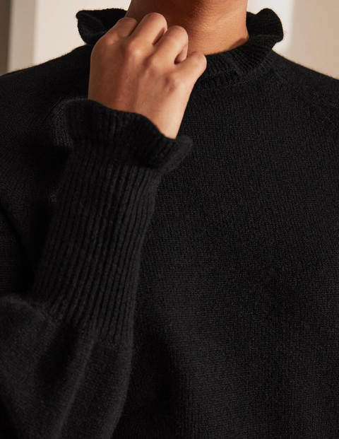 Kaschmirpullover mit Rüschenausschnitt - Tiefschwarz Kaschmirpullover mit Rüschenausschnitt - Tiefschwarz