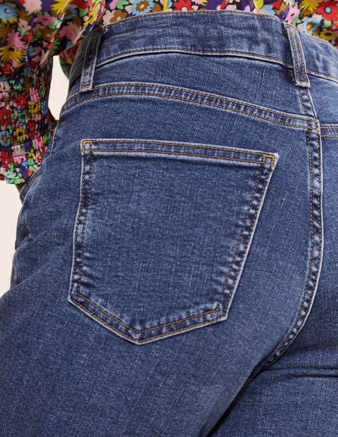 Schmale 7/8-Hose mit geradem Schnitt - Mittleres Vintageblau Schmale 7/8-Hose mit geradem Schnitt - Mittleres Vintageblau