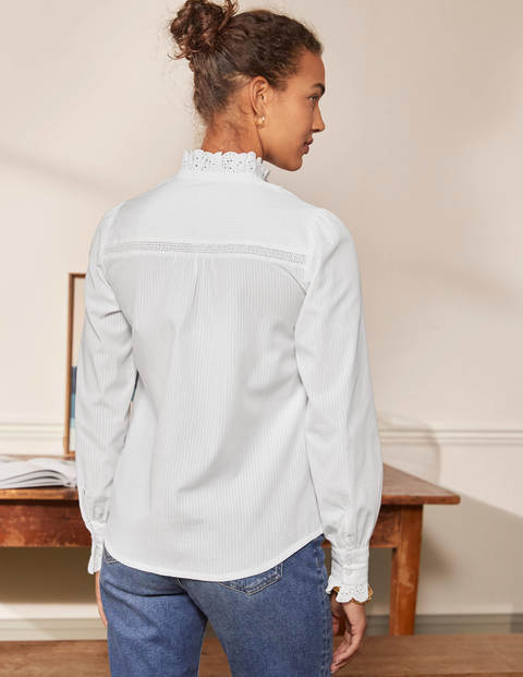 Chemise volantée en coton avec broderie anglaise - Blanc Chemise volantée en coton avec broderie anglaise - Blanc