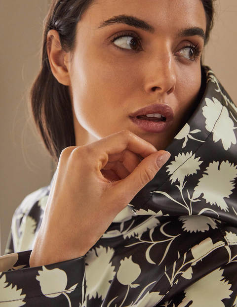 Morris Waterproof Mac - Black, Leafy Bud Morris Waterproof Mac - Black, Leafy Bud