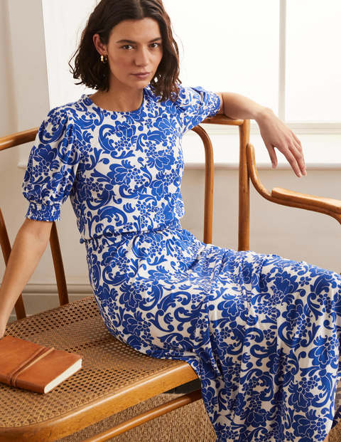 Robe midi Sophia à smocks - Bleu des cimes, motif floral groovy Robe midi Sophia à smocks - Bleu des cimes, motif floral groovy