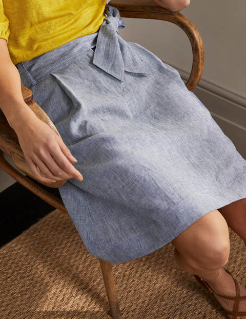 Gemütlicher Rock mit Stoffgürtel - Faux-Uni Gemütlicher Rock mit Stoffgürtel - Faux-Uni