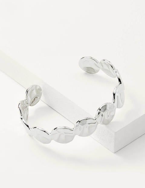 Hammered Disk Bangle - Silver Metallic Hammered Disk Bangle - Silver Metallic