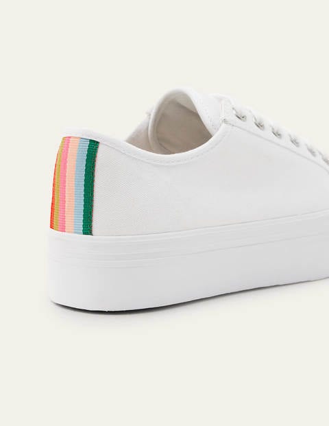 Natasha Sneakers - White Natasha Sneakers - White
