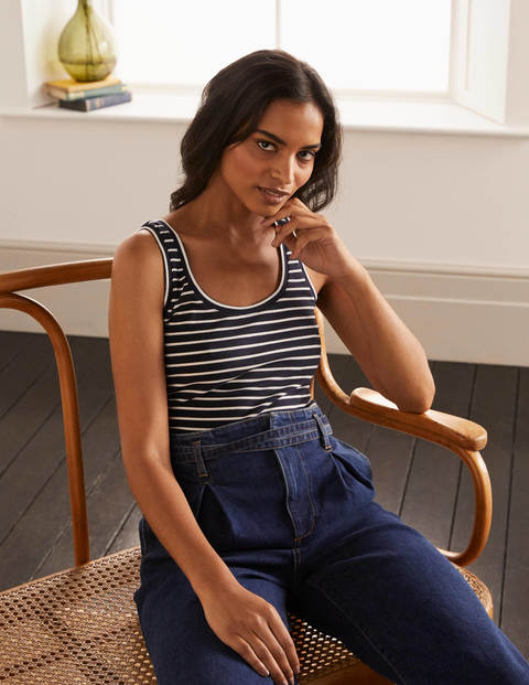 Essential Vest - Navy/Ivory Essential Vest - Navy/Ivory