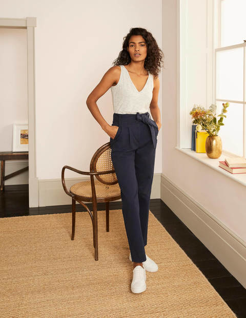 The Cotton Vest - Ivory/Navy The Cotton Vest - Ivory/Navy