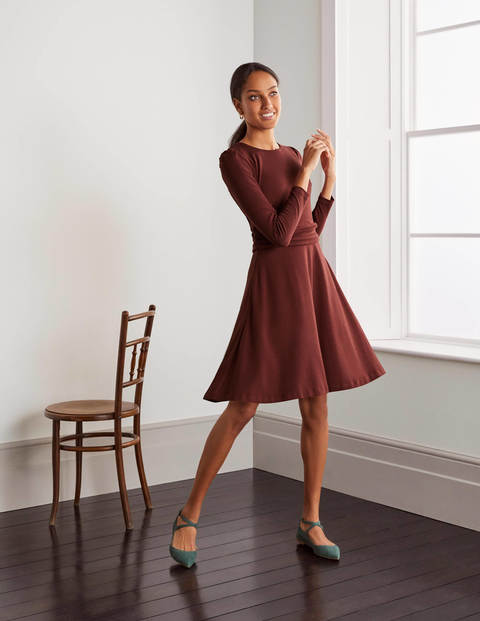 Maggie Ponte Dress - Maroon Maggie Ponte Dress - Maroon