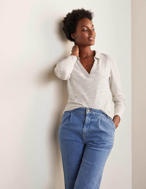 The Cotton Collar Notch Tee - Ivory/Navy The Cotton Collar Notch Tee - Ivory/Navy