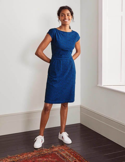 clothes similar to boden