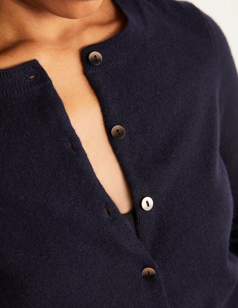 Kurz geschnittener Kaschmircardigan - Navy Kurz geschnittener Kaschmircardigan - Navy