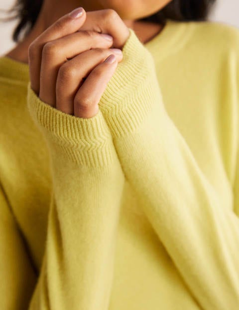 Cashmere Crew Neck Sweater - Pineapple Cashmere Crew Neck Sweater - Pineapple