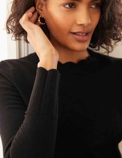 Hambleden Scallop Sweater - Black Hambleden Scallop Sweater - Black