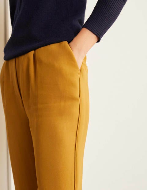 Albemarle Pull On Pants - Frankincense Albemarle Pull On Pants - Frankincense