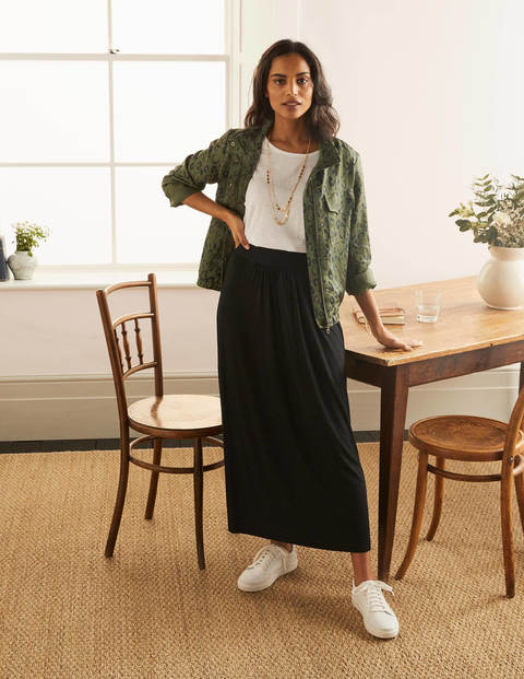 Ruched Waist Skirt - Black Ruched Waist Skirt - Black