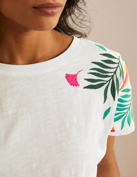 Lena Jersey-T-Shirt mit Stickerei - Weiß/Bunt, Stickerei Lena Jersey-T-Shirt mit Stickerei - Weiß/Bunt, Stickerei