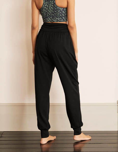 Hareem Jersey Joggers - Black Hareem Jersey Joggers - Black