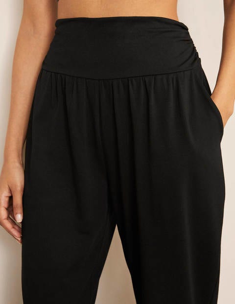 Hareem Jersey Joggers - Black Hareem Jersey Joggers - Black