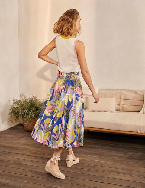 Corinne Full Skirt - Plum Blossom, Tropical Flora Corinne Full Skirt - Plum Blossom, Tropical Flora
