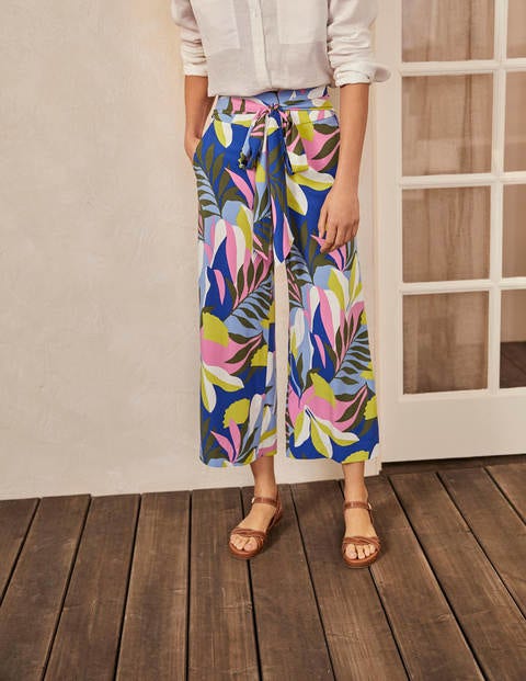 Caithness Pants - Plum Blossom, Tropical Flora Caithness Pants - Plum Blossom, Tropical Flora