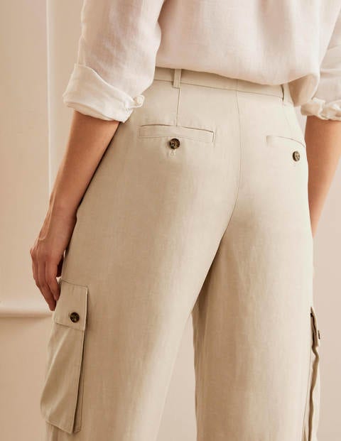 Ailesbury Cargo Pants - Sand Ailesbury Cargo Pants - Sand