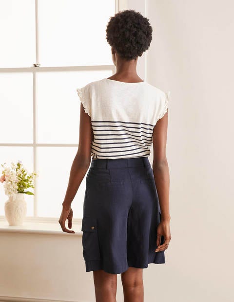 Ailesbury Cargo Shorts - Navy Ailesbury Cargo Shorts - Navy