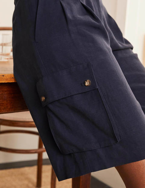 Ailesbury Cargo Shorts - Navy Ailesbury Cargo Shorts - Navy