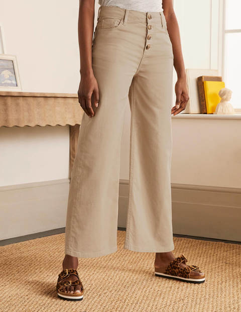 Jeans mit weitem Bein und Hornoptik-Knöpfen - Leinen Jeans mit weitem Bein und Hornoptik-Knöpfen - Leinen