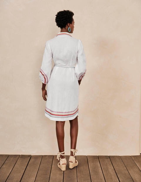 Zoe Leinenkleid mit Stickerei - Weiß Zoe Leinenkleid mit Stickerei - Weiß