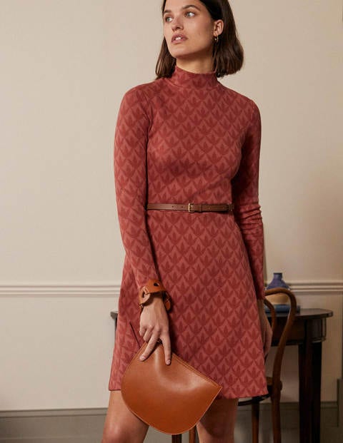 Clutch mit Gliederdetail - Hellbraun Clutch mit Gliederdetail - Hellbraun