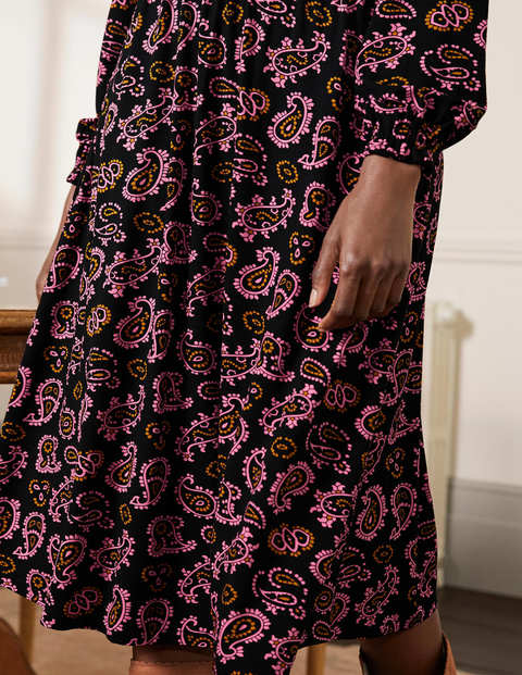 Evelyn Jersey-Midikleid - Azalee, Aufwändiges Paisleymuster Evelyn Jersey-Midikleid - Azalee, Aufwändiges Paisleymuster