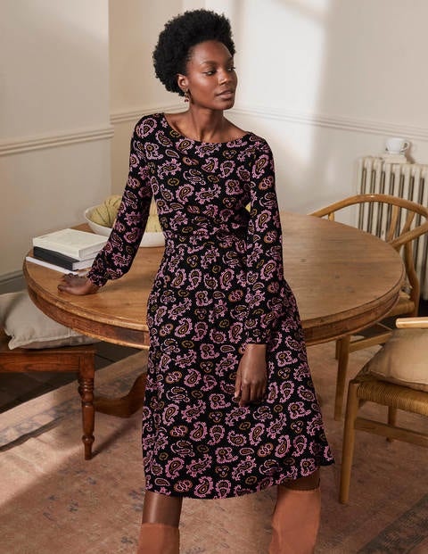 Evelyn Jersey-Midikleid - Azalee, Aufwändiges Paisleymuster Evelyn Jersey-Midikleid - Azalee, Aufwändiges Paisleymuster