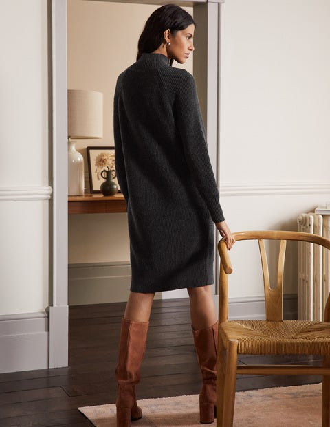 Strickkleid mit hohem Kragen - Anthrazit Melange Strickkleid mit hohem Kragen - Anthrazit Melange