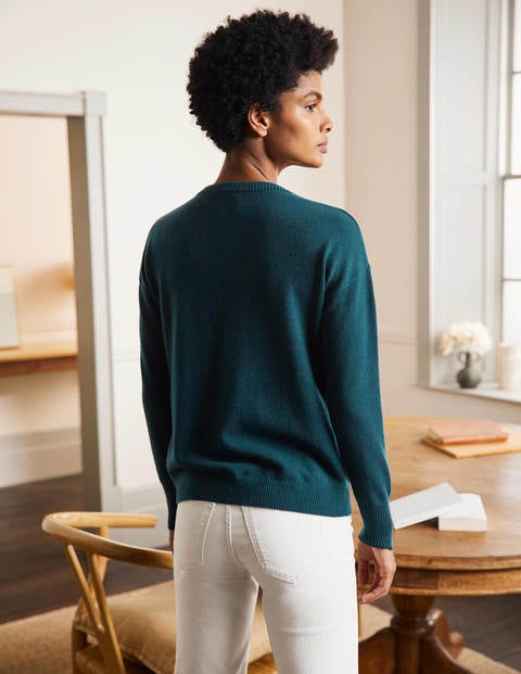 Cashmere V-neck Relaxed Jumper - Dark Teal Cashmere V-neck Relaxed Jumper - Dark Teal