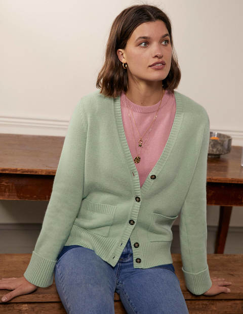 Kaschmircardigan mit breiten Bündchen - Peridotgrün Kaschmircardigan mit breiten Bündchen - Peridotgrün