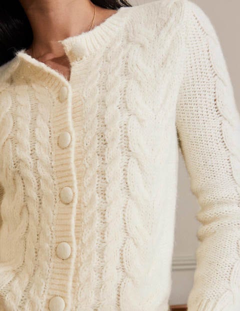 Claire Cardigan - Naturweiß Claire Cardigan - Naturweiß