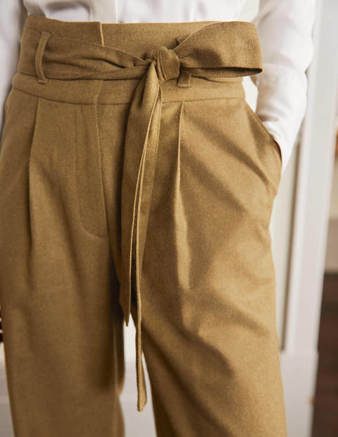 Hose mit Taillenschnürung und weitem Bein - Altes Moosgrün Hose mit Taillenschnürung und weitem Bein - Altes Moosgrün