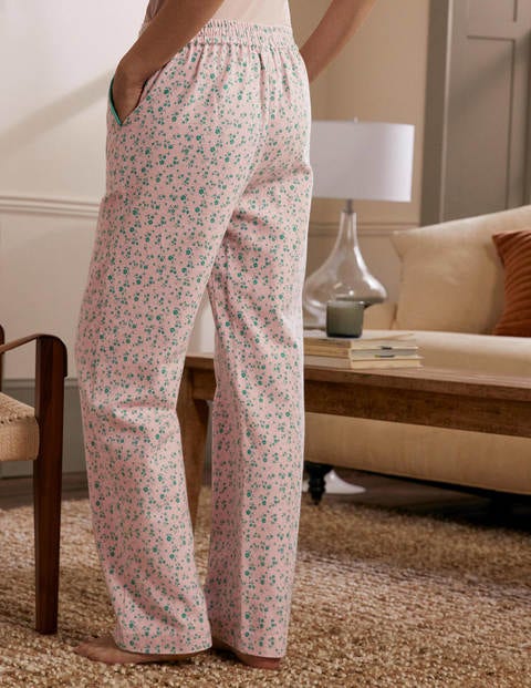 Vanessa Cosy Bottoms - Milkshake, Floral Sprig Vanessa Cosy Bottoms - Milkshake, Floral Sprig