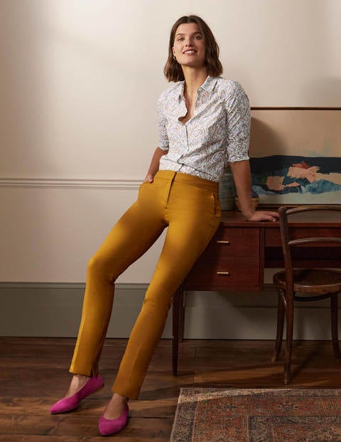 The Cotton Shirt - Ivory Coconut, Floral Paisley The Cotton Shirt - Ivory Coconut, Floral Paisley