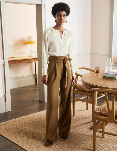 Pleated Collar Boxy Top - Ivory Pleated Collar Boxy Top - Ivory