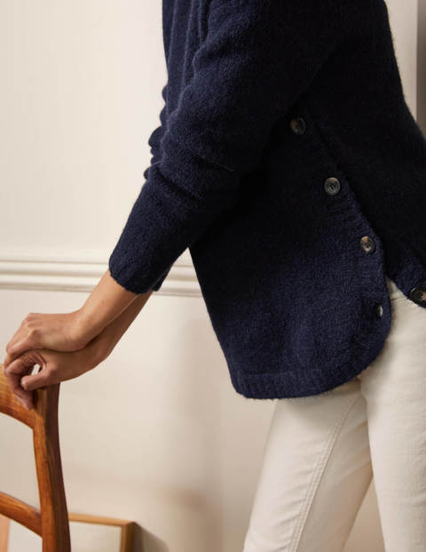 Flauschiger Pullover mit seitlichem Knopf - Navy Flauschiger Pullover mit seitlichem Knopf - Navy