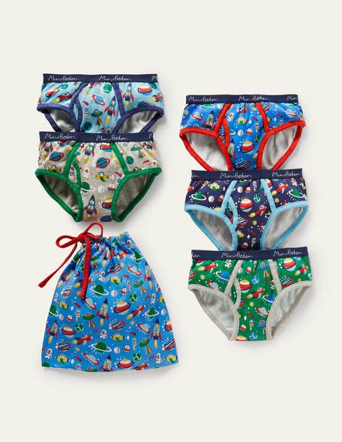 New Mini Boden Boy's Brief Underwear NWT 3 4 5 6 year Skull Cross Bones Print New Mini Boden Boy's Brief Underwear NWT 3 4 5 6 year Skull Cross Bones Print