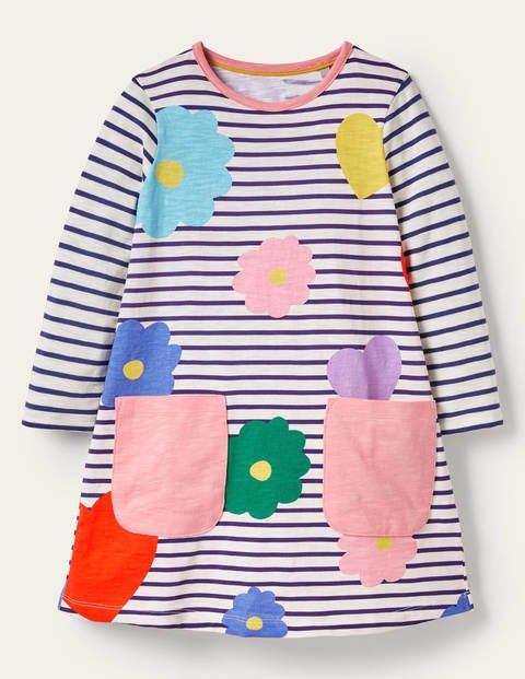 Fröhliches Jerseykleid mit Taschen - Naturweiß/Blau, Regenbogenfarbene Blumen Fröhliches Jerseykleid mit Taschen - Naturweiß/Blau, Regenbogenfarbene Blumen