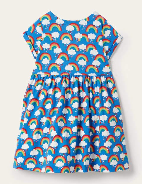 Fröhliches Jerseykleid mit kurzen Ärmeln - Marokkoblau, Regenbogen/Herzen