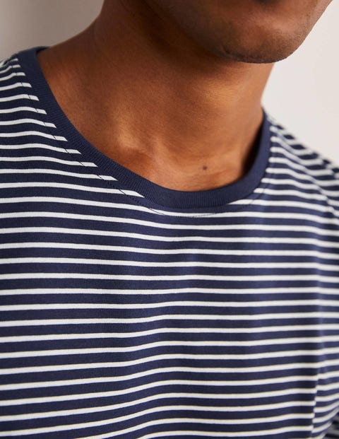 Classic Long-sleeved T-shirt - Navy/Ivory Stripe