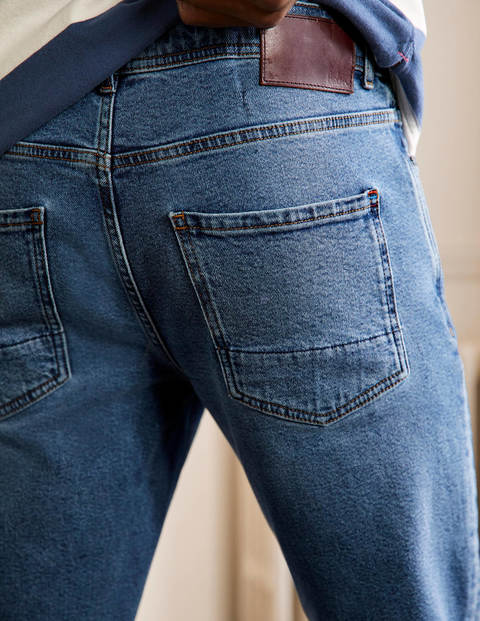 Jeans mit schmalem Bein - Helle Waschung