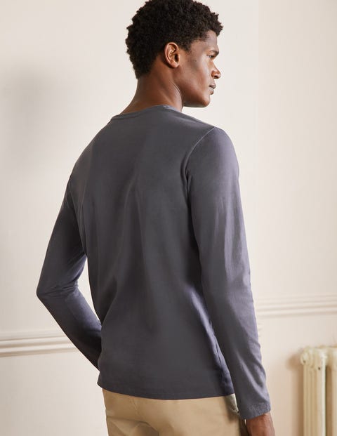Classic Long-Sleeved T-shirt - London Grey Classic Long-Sleeved T-shirt - London Grey