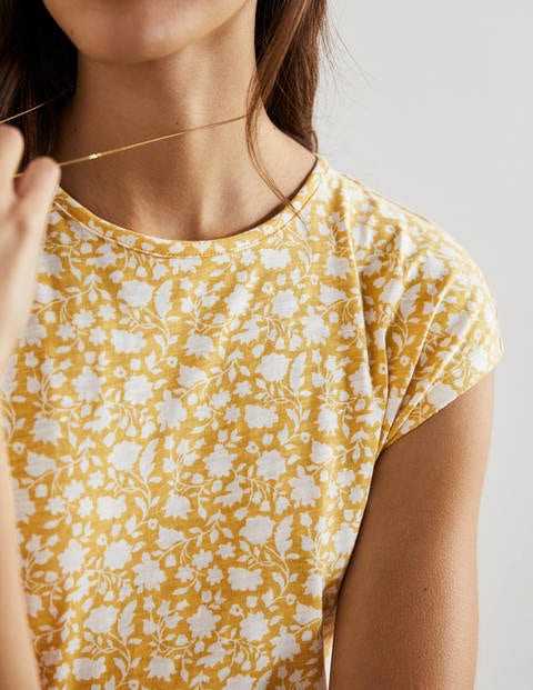 Easy T-Shirt Midi Dress - Butter Botanic Silhouette
