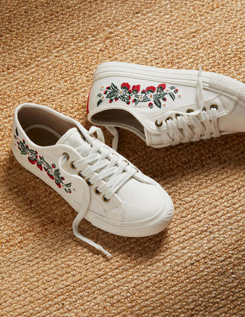 white flatform plimsolls